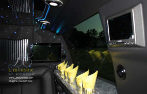 limo Navigator interior televisions, bar for 14 passengers