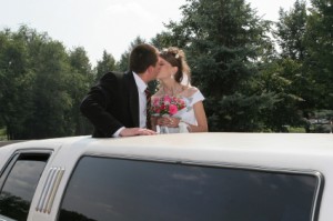 get a romantic wedding with limo Chicago