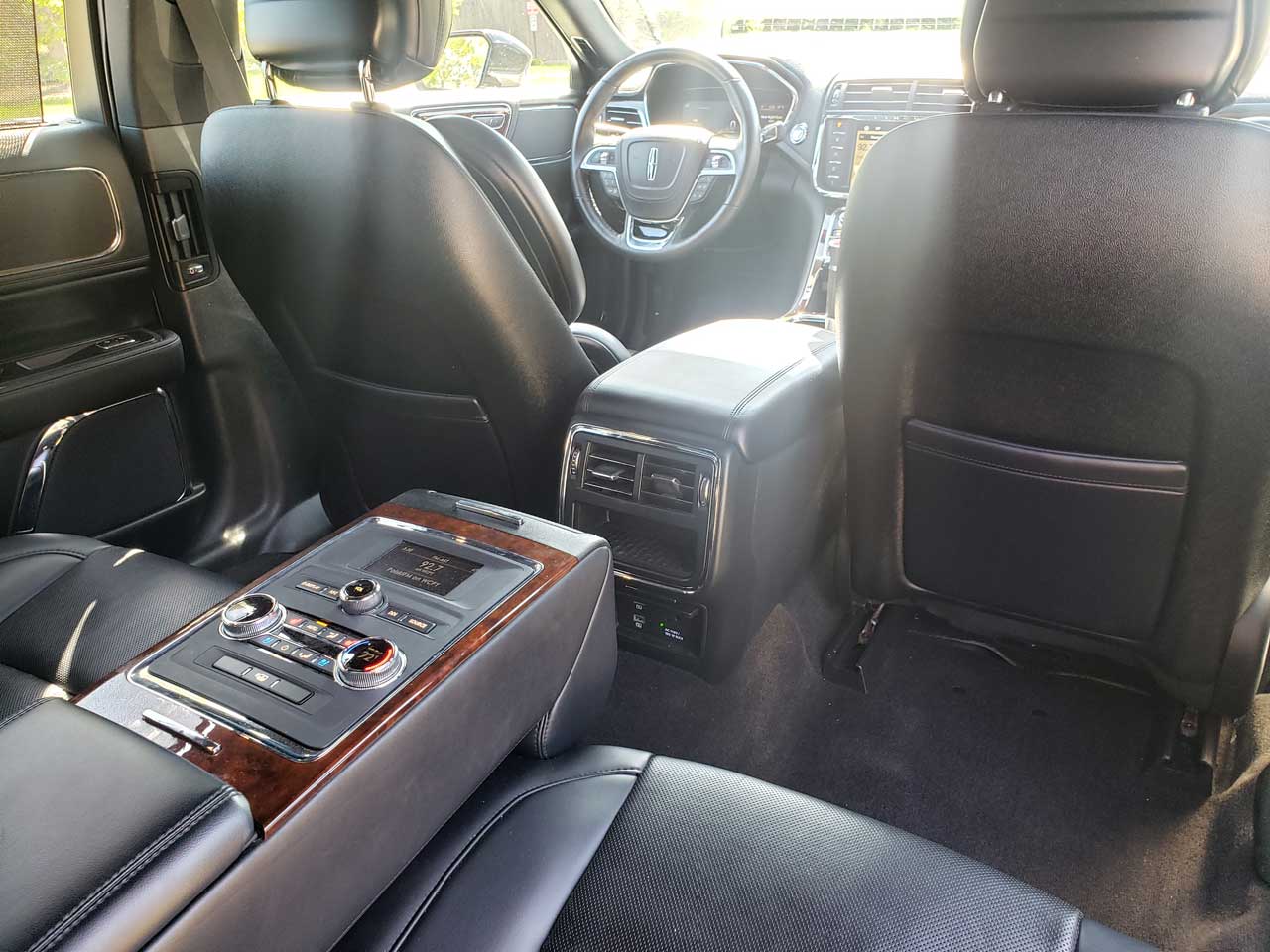 Lincoln Continental Comfort That Makes the Ride Part of the Experience