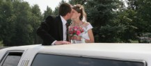get a romantic wedding with limo Chicago